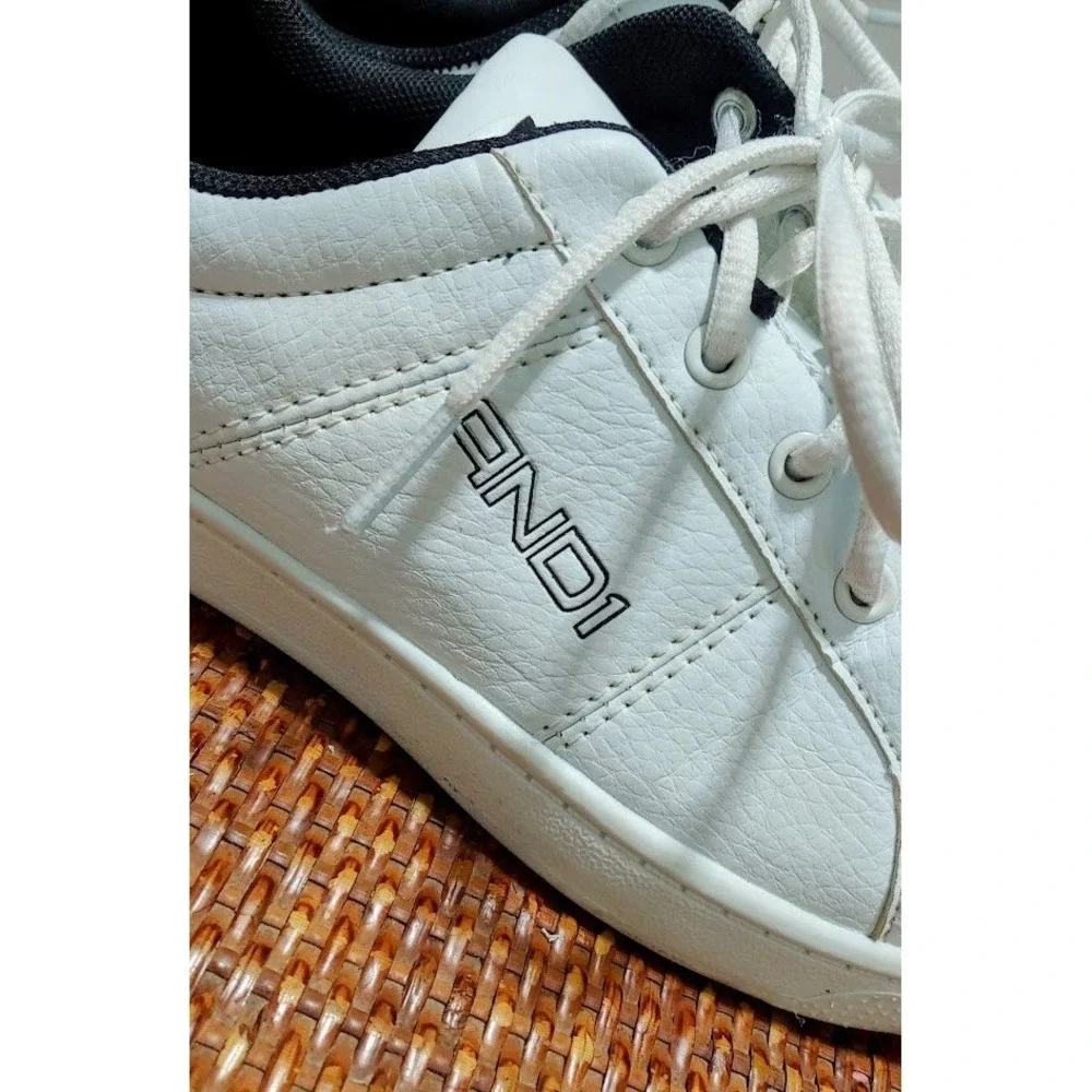 Sneakers‎ Athletic  Boys 5 AND1 White Low Top Lace Up  Casual Basketball Shoes